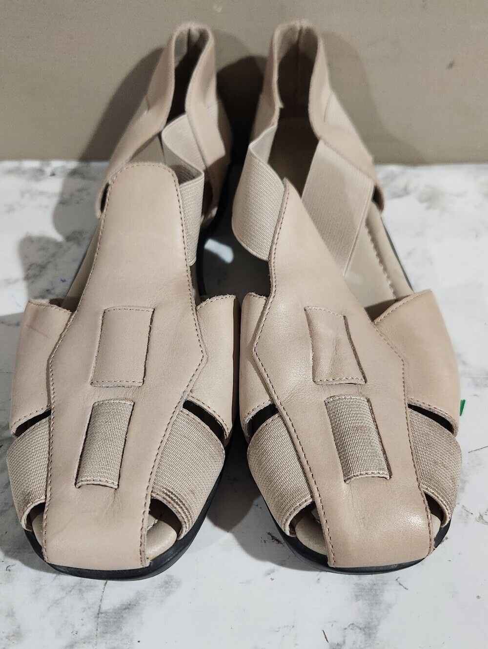 AEROSOLES Flexation Suede Sandal BOHO Straps tan Brown Filmore 9.5 closed toe